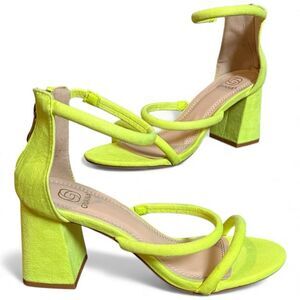 Givana Block Heel Ankle Strap Open Toe Heels Sandals Neon Like Green Sz 37 US 6